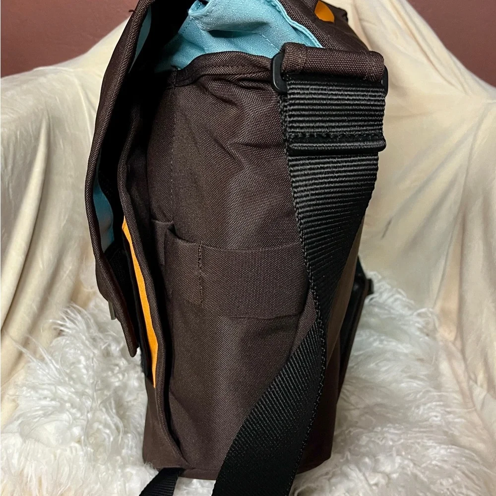 NWT Crumpler Hee-Goer Camera/Laptop Bag (Brown)